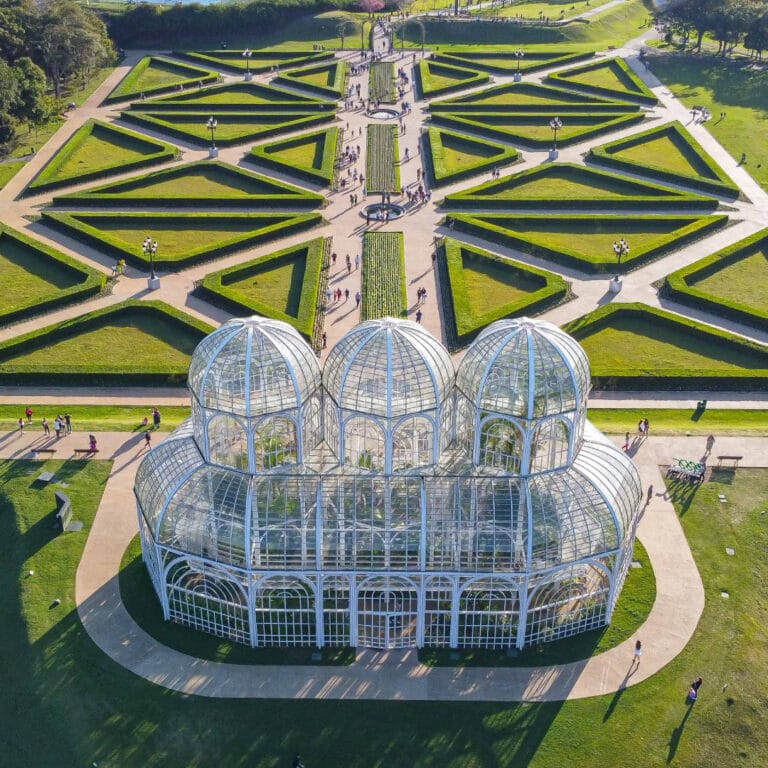 8 Dicas Imperdíveis do que Fazer em Curitiba com a Família no Feriado